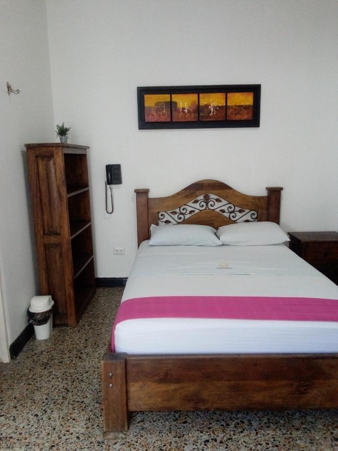 Hotel Maceo Melgar Kültér fotó