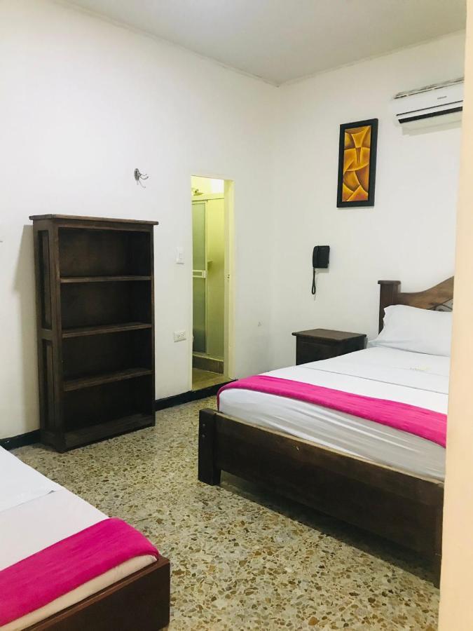 Hotel Maceo Melgar Kültér fotó