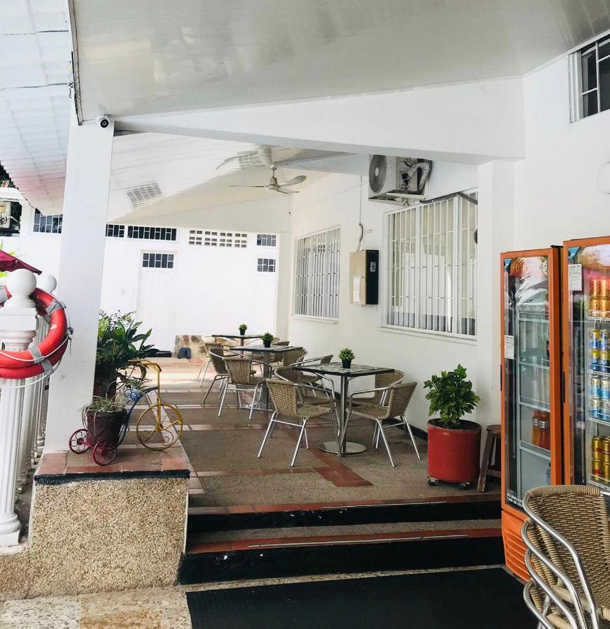 Hotel Maceo Melgar Kültér fotó