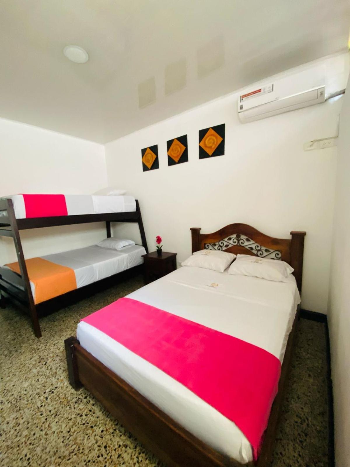 Hotel Maceo Melgar Kültér fotó